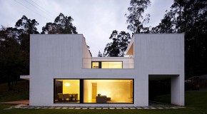 A Simple Yet Elegant Single Family House in Cambeses