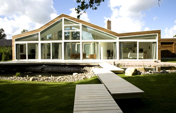 Transparent Villa Glass