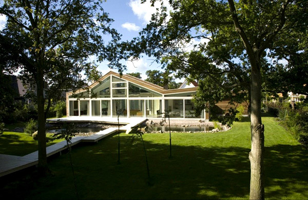 Glass Fronted Villa