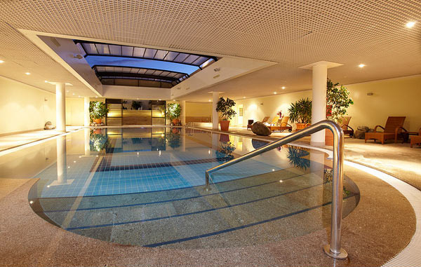 Well-Designed Indoor Pool Design