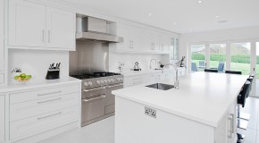 18 Exquisite Kitchen Table Designs