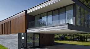Clearview Residence: An Ecological Modest House with Floating Bedroom