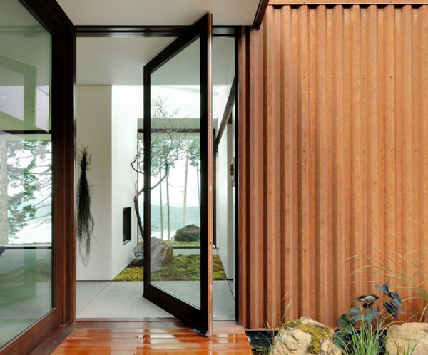 Sliding Door