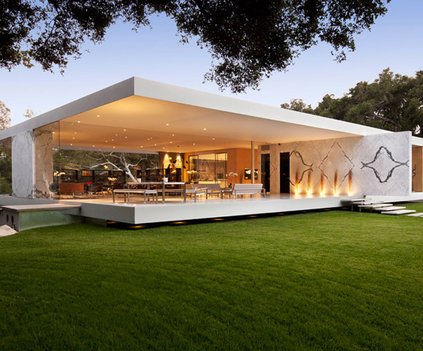 Glass Pavilion House