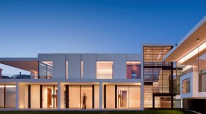 The Modern Look of Casa Vale do Lobo in Southern Portugal