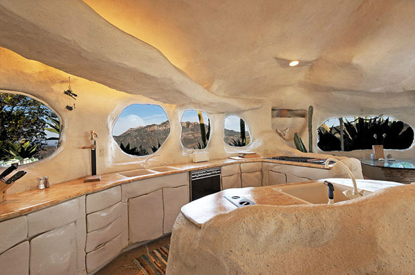 Kitchen Flintstones