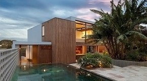 The Contemporary Flipped House in South Wales, Sydney Australia