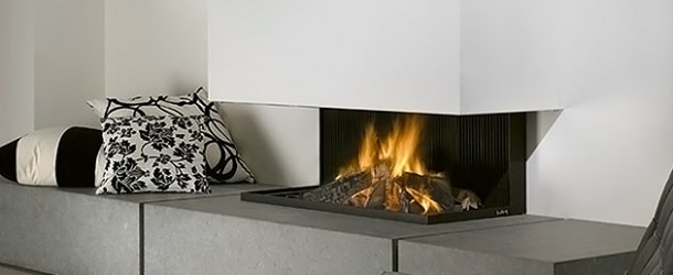 Feel the Warmth of Style from 20 Modern Fireplace Designs