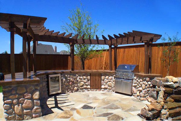 Outdoor Kitchen