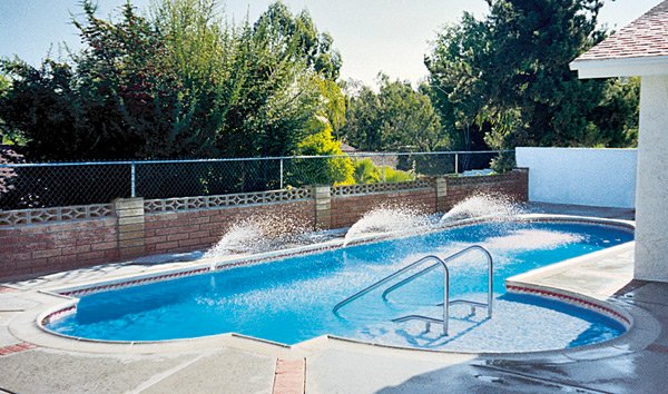 Roman Grecian with Fountain