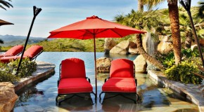 15 Outdoor Spaces with Parasols