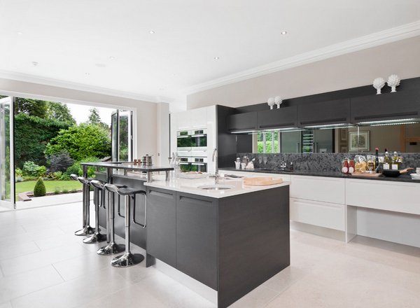 20 Astounding Grey Kitchen Designs | Home Design Lover