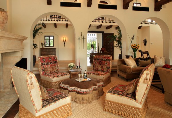 mexican family living room