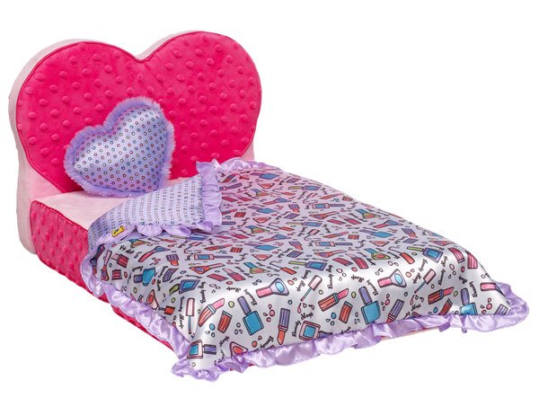 20 Super Fab Heart Shaped Bed Designs Worth Falling In Love With Home Design Lover