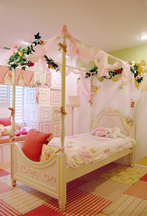 fancy beds for kids