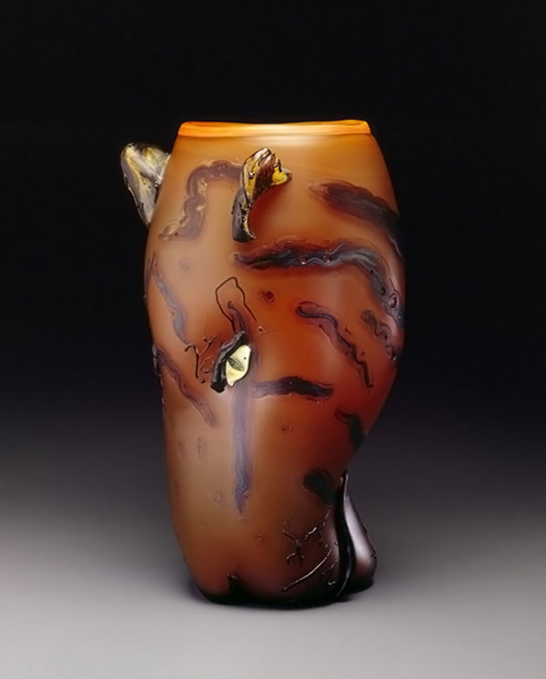 A Showcase of 10 Artistic Vase Designs from Dan Dailey | Home Design Lover