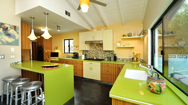 homey green kitchen designs