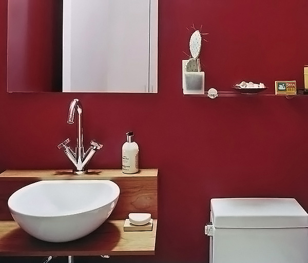 15 Stunningly Hot Red Bathroom Designs | Home Design Lover