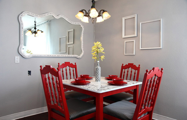 Ideas For A Small Dining Room - 57 Small Dining Room Ideas Clever Solutions Small Spaces / Outdoor fabric in bold stripes makes for easy clean up the dining room is relatively small, especially for a big family.