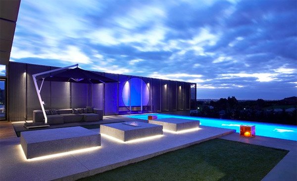 15 Dramatic Landscape Lighting Ideas | Home Design Lover