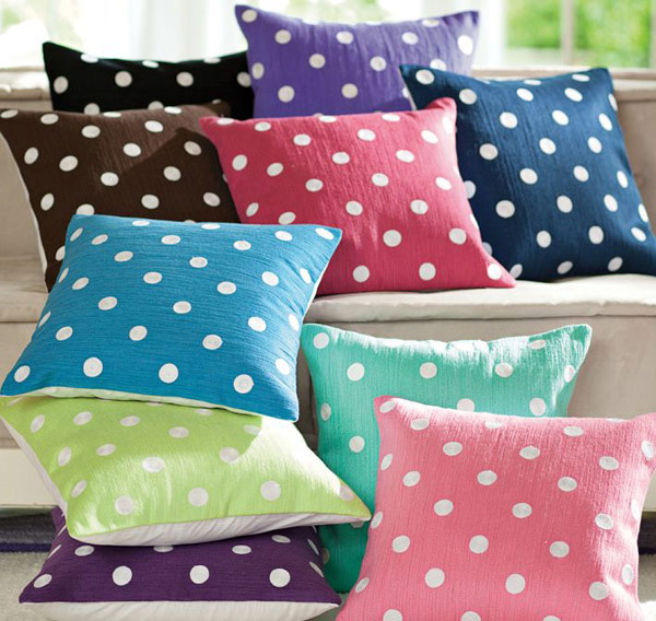 Dottie Toss Organic Pillow Cover