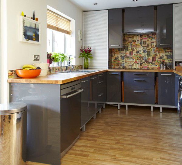 Glossy grey cabinets