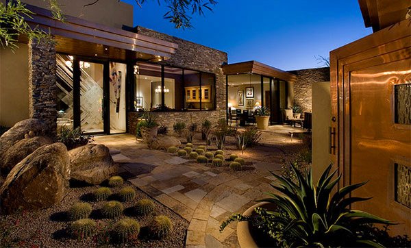 17 Parched Desert Landscaping Ideas | Home Design Lover