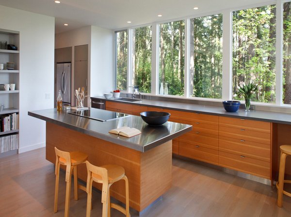 Classy Kitchen Windows