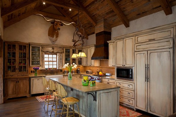 15 Perfectly Distressed Wood Kitchen Designs | Home Design Lover