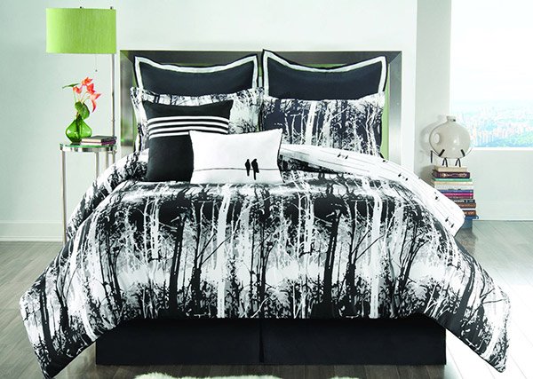 Woodland Reversible Comforter Set