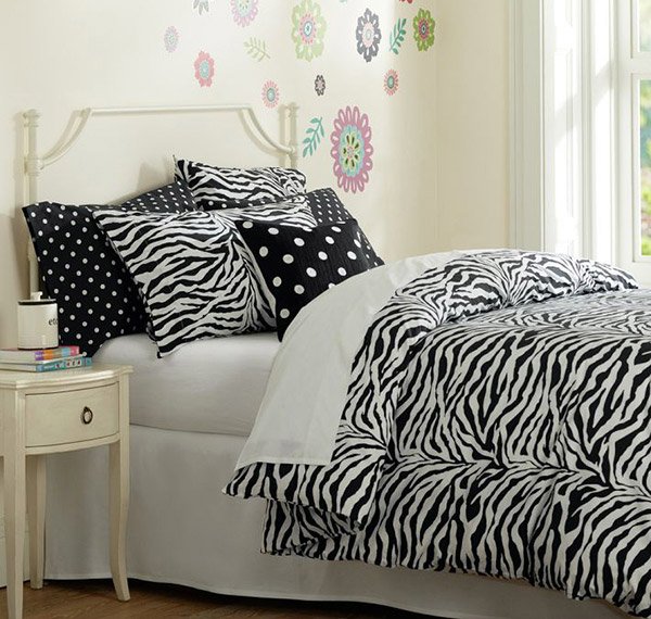 Funky Zebra Organic Duvet