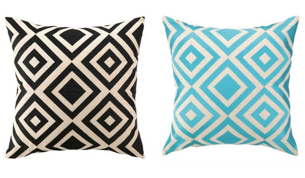 Merced Pillow in Black