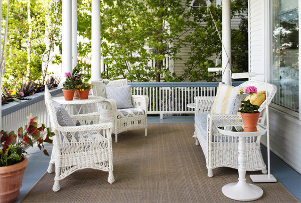 White Wicker Furniture