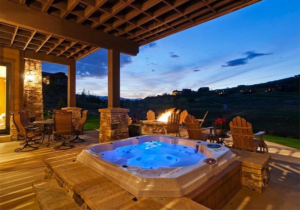 square hot tubs