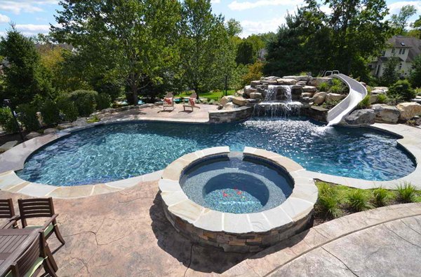 15 Gorgeous Swimming Pool Slides | Home 