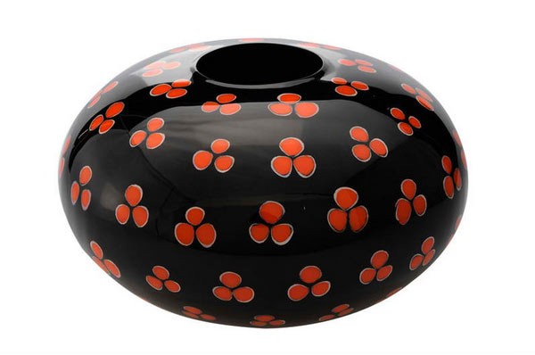 Seashell Vase, Red & Black