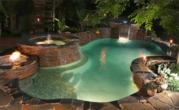 Fire+Water Combo in 15 Traditional Pools with Fire Pits | Home Design Lover