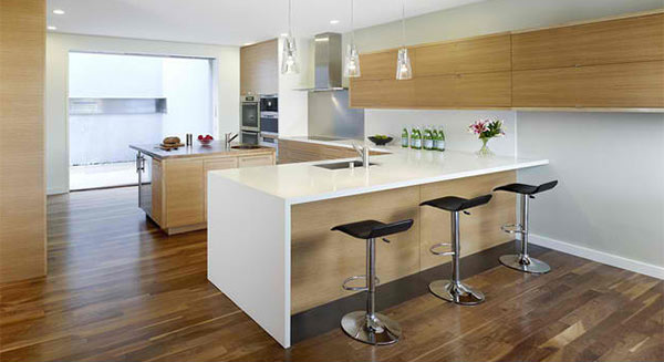 Peninsula-Shaped Modern Kitchens