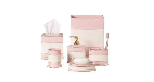 15 Chic Pink Bathroom Accessories Set | Home Design Lover