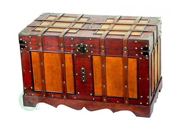 Antique Trunk design