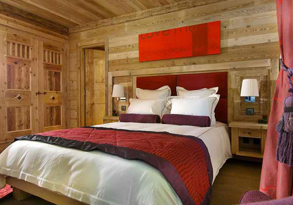 red theme bedroom