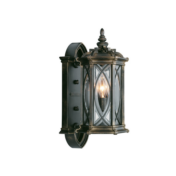 Traditional Outdoor Lighting