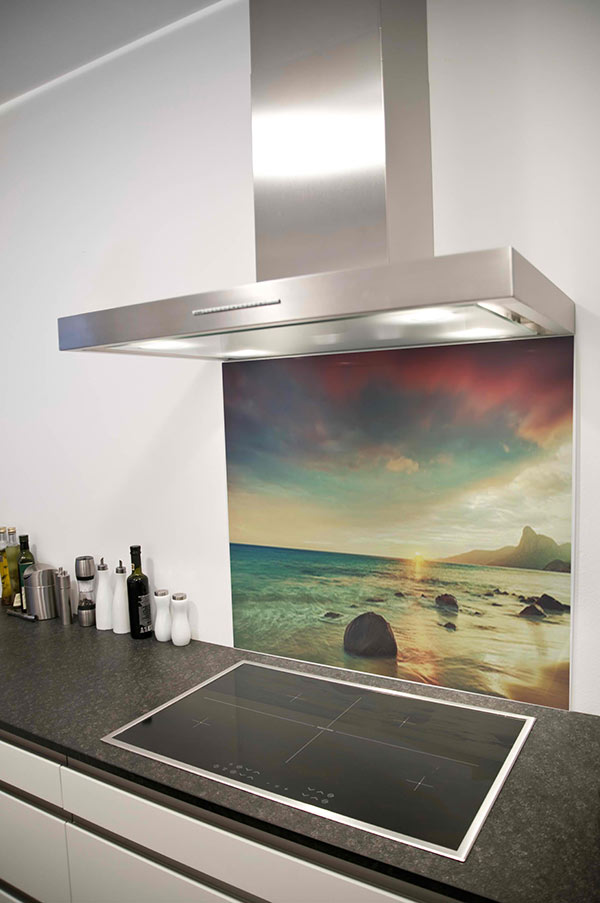 5 Glass Splashback 