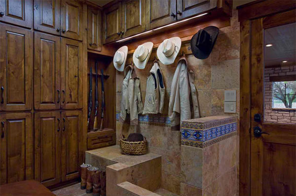 Traditional Mud Room