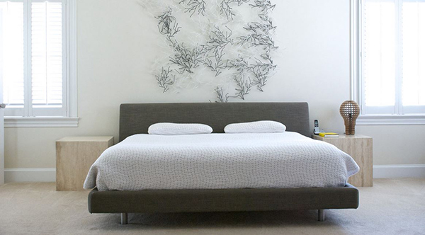 Fill Those Blank Walls With 20 Bedroom Wall Decorations