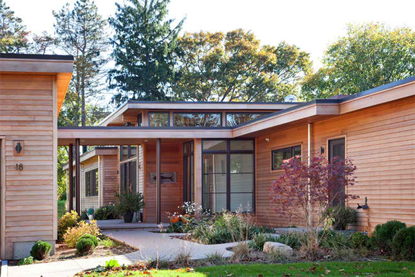 A Teardown 1950s House in Massachusetts Turned into a Cozy ...