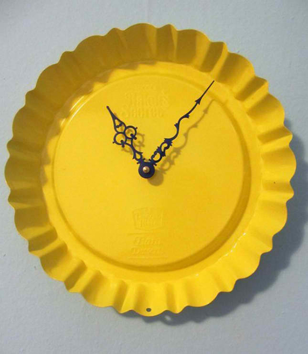 Pie Pan Clock