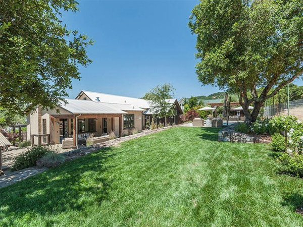 Sonoma Modern Barn