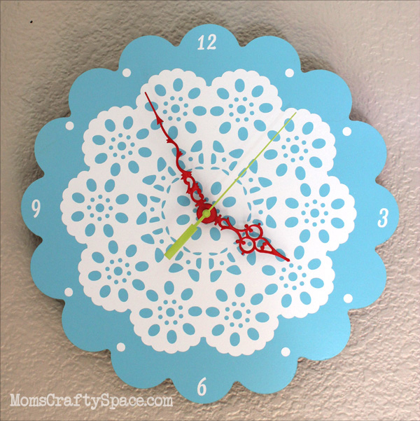 DIY Doily Clock