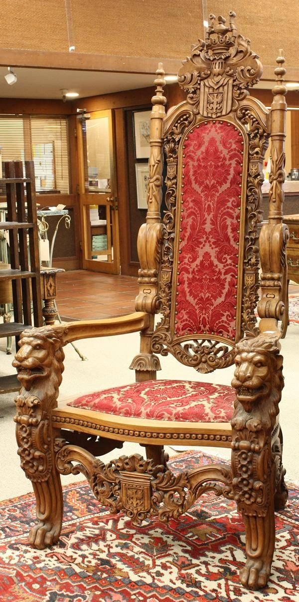 renaissance style throne